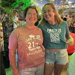 Meet your Posher, Kelly